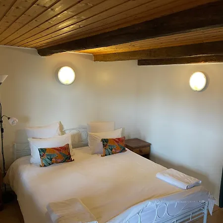 Le Des Jonquilles Up To 12 People 6 Bedrooms Melleran