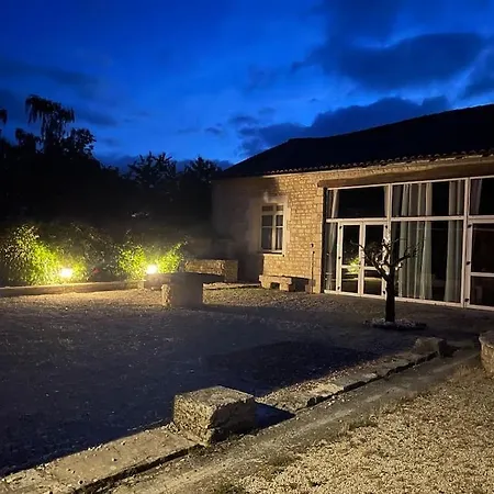 펜션 Le Des Jonquilles Up To 12 People 6 Bedrooms Melleran