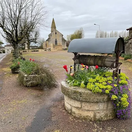 Le Des Jonquilles Up To 12 People 6 Bedrooms 펜션 Melleran