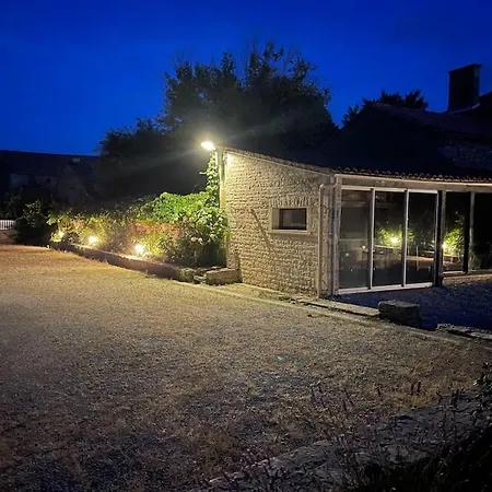 Le Des Jonquilles Up To 12 People 6 Bedrooms Melleran