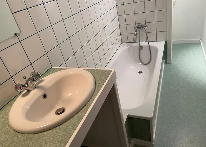 Дом отдыха Le Des Jonquilles Up To 12 People 6 Bedrooms *