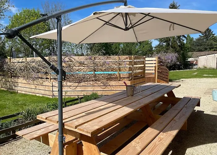 Le Des Jonquilles Up To 12 People 6 Bedrooms * Melleran